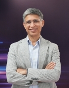 Devender Kumar headshot